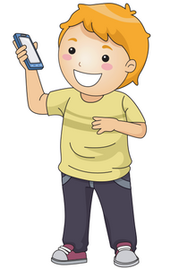 child with smartphone