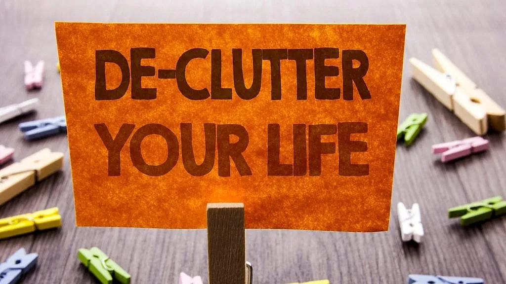 what clutter means